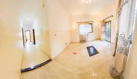 Villa à coté du privilège calavi