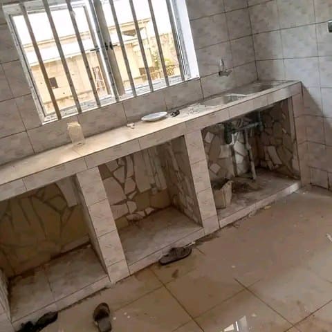 A louer appartement 3 chambres à Vedoko