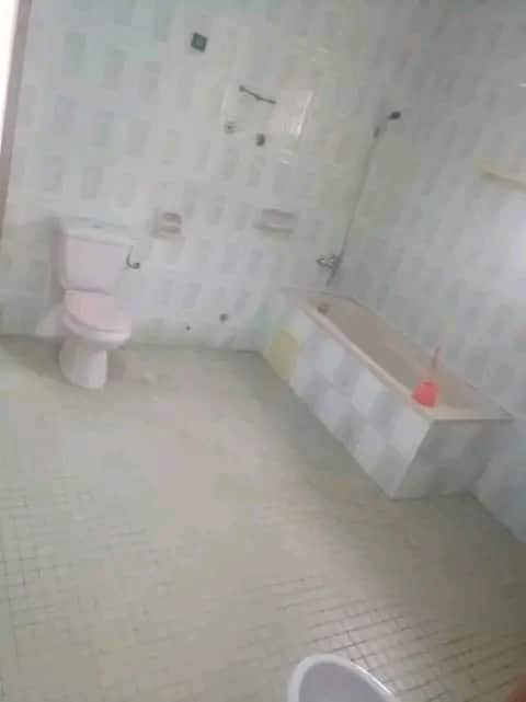 A louer Villa à Fidjrossè Calvaire