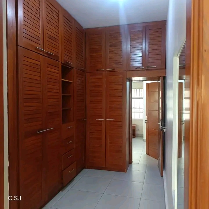 Luxe Villa à vendre à Cotonou Agla